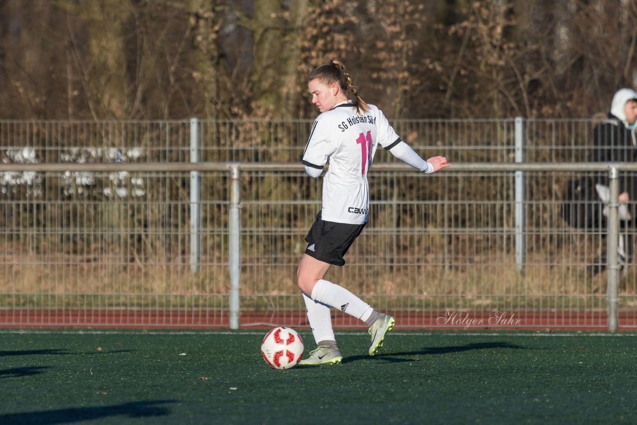 Bild 128 - Frauen SG Holstein Sued - SV Gruenweiss-Siebenbaeumen : Ergebnis: 0:2